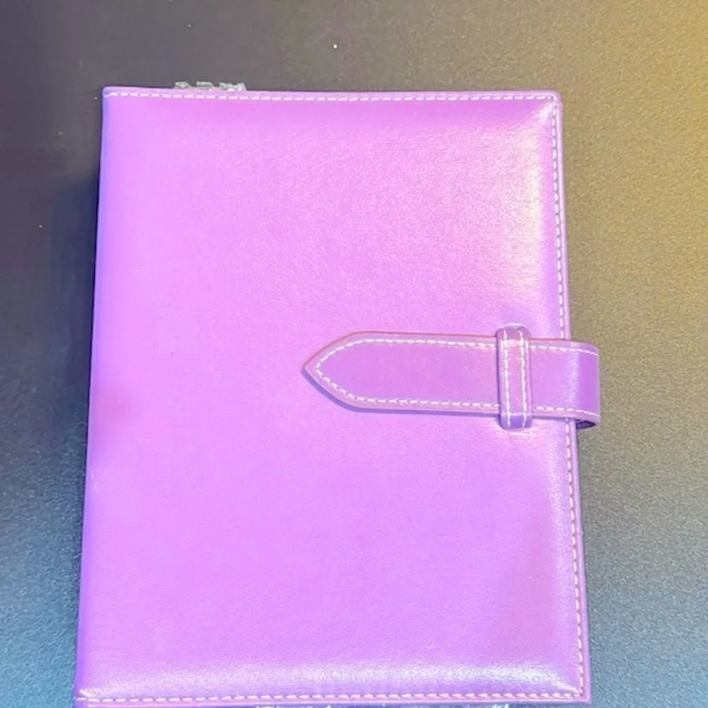 New‎ Earring book 36 pierced earring case
